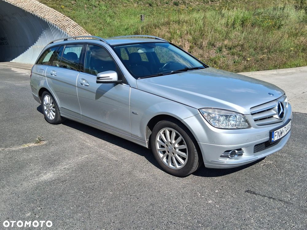 Mercedes-Benz Klasa C 200 CDI BlueEff Avantgarde - 3