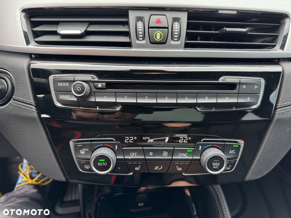 BMW X1 xDrive28i Sport Line - 27