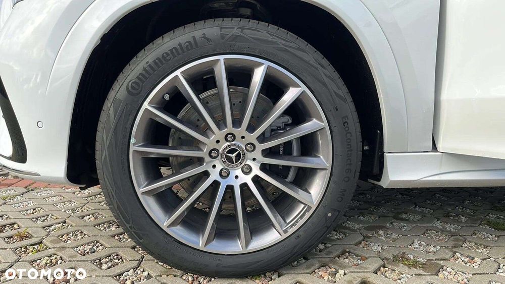 Mercedes-Benz GLE - 16