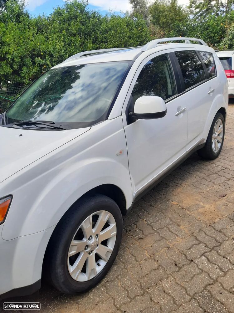 Mitsubishi Outlander 2.2 DI-D Instyle FPF 4WD - 14