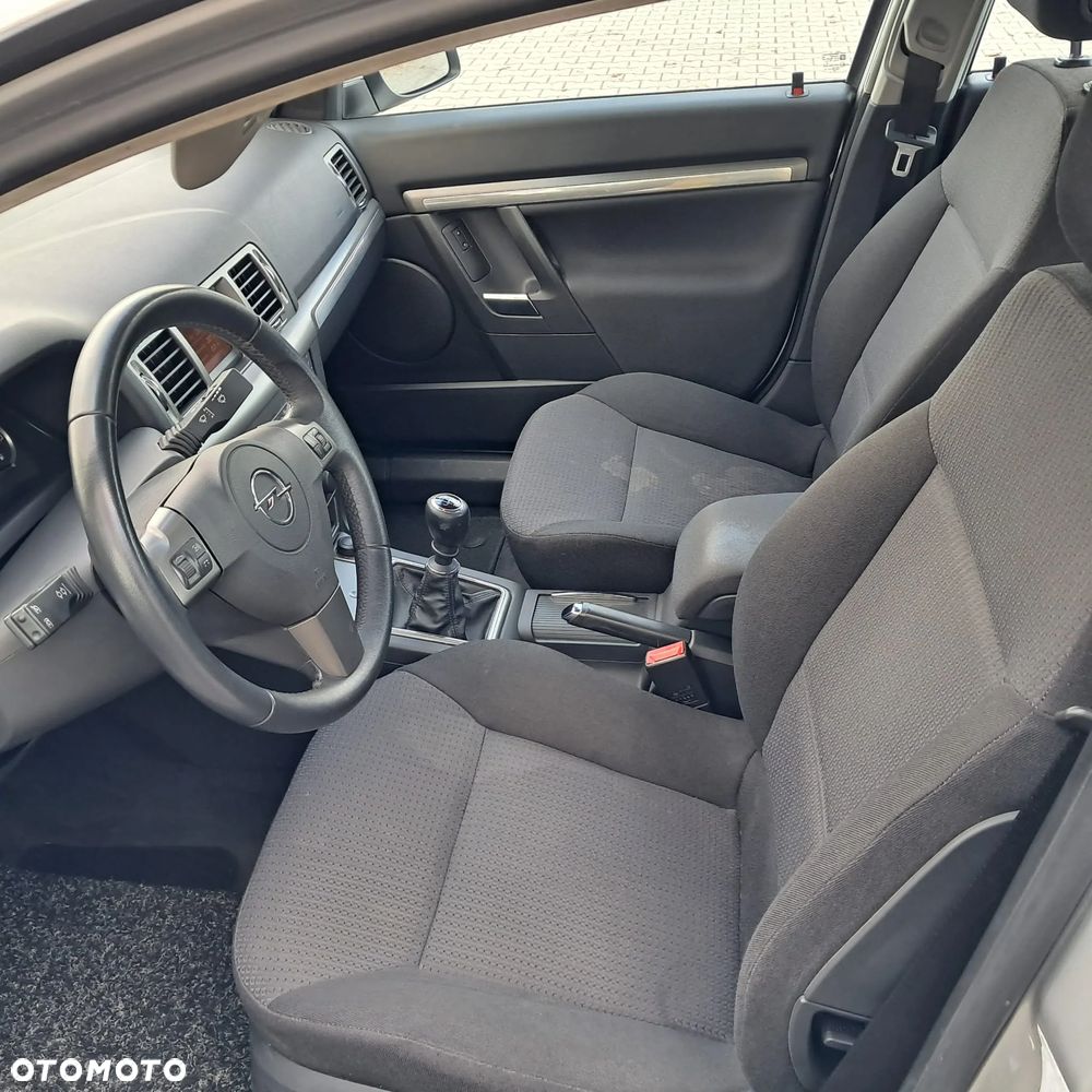 Opel Vectra - 9
