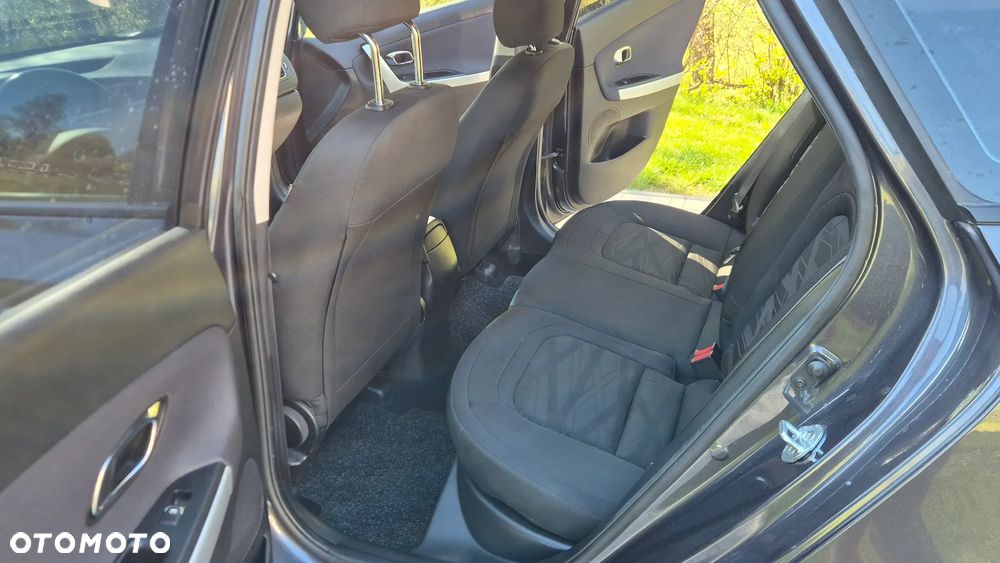 Kia Ceed 1.6 CRDi XL - 13