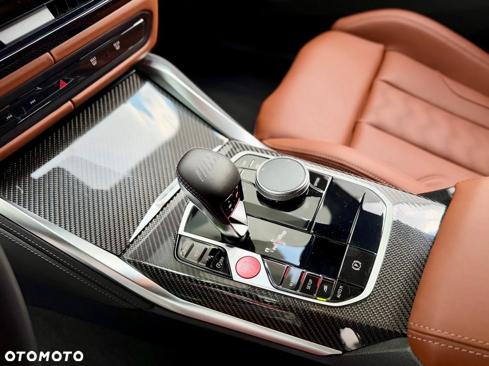 BMW M3 Competition M xDrive - 17