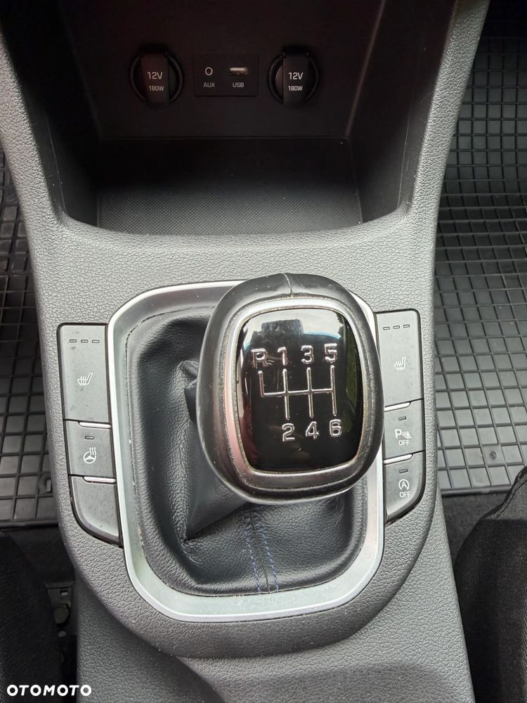 Hyundai i30 1.6 CRDI Select - 22