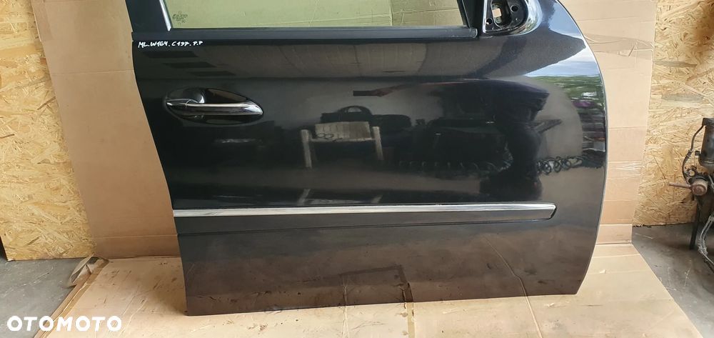 Drzwi prawy przód przednie prawe Mercedes ML W164 C197 - 5