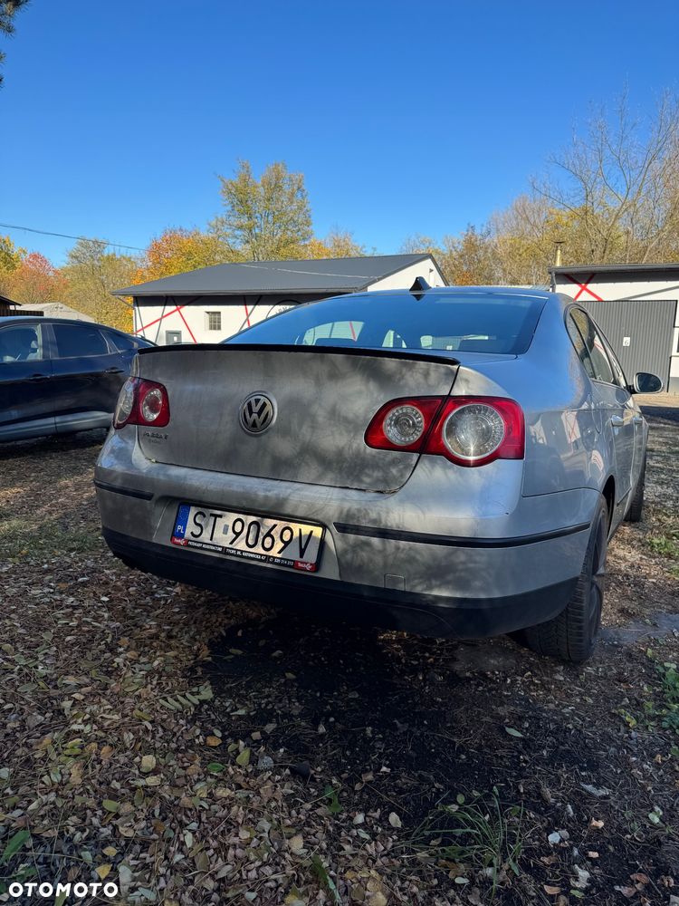 Volkswagen Passat - 8