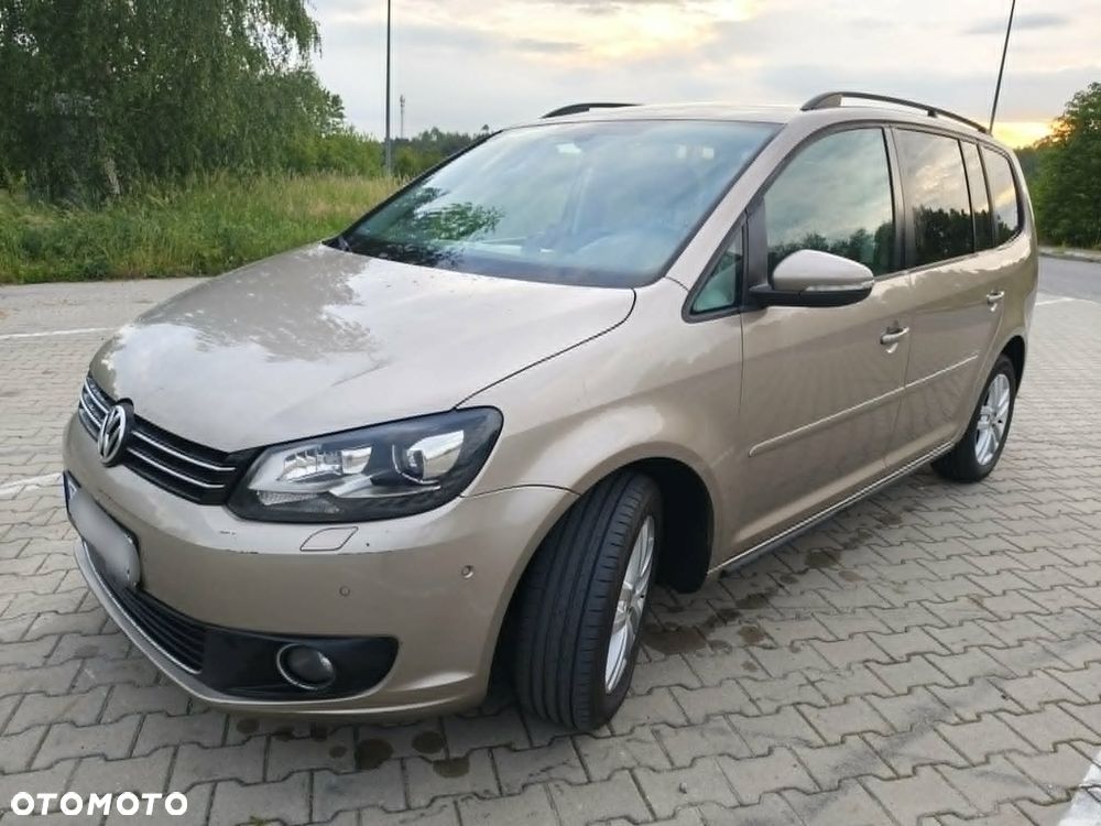 Volkswagen Touran - 15