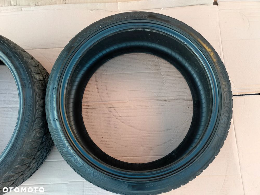 OPONY ZIMOWE NOKIAN WR 235 35 R19 87V NO - 18