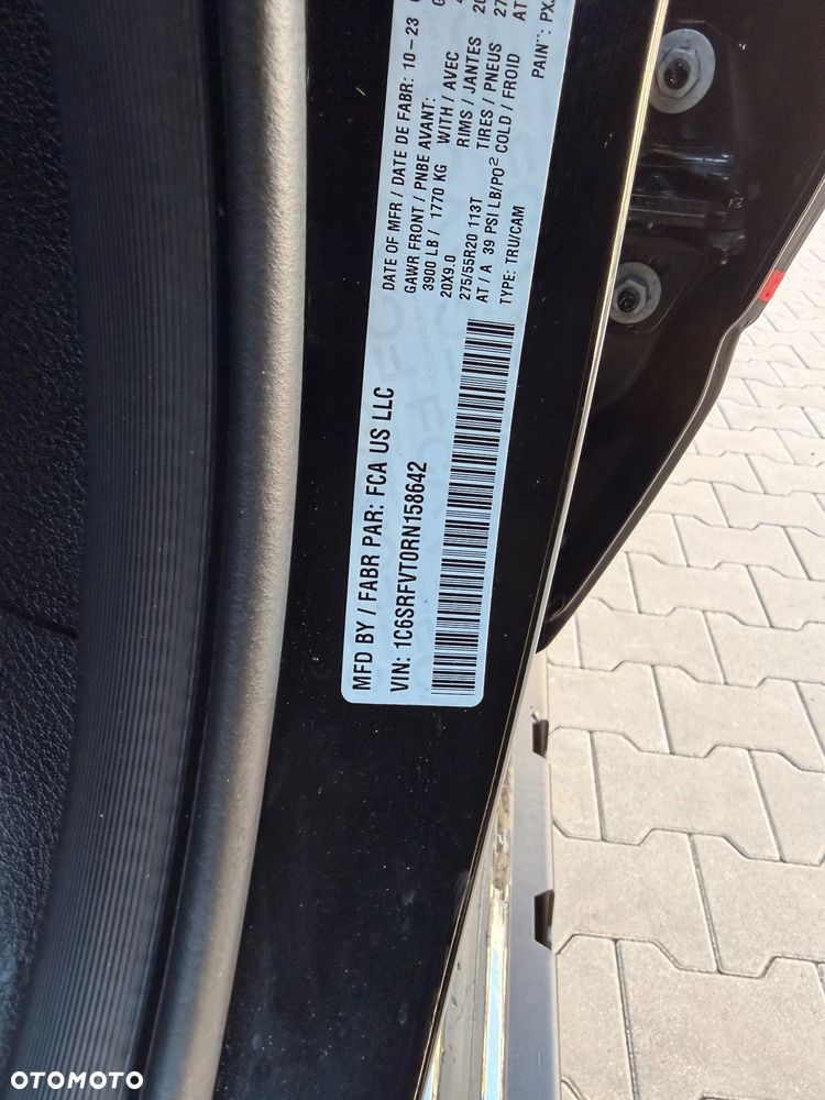 RAM 1500 Crew Cab Sport - 34