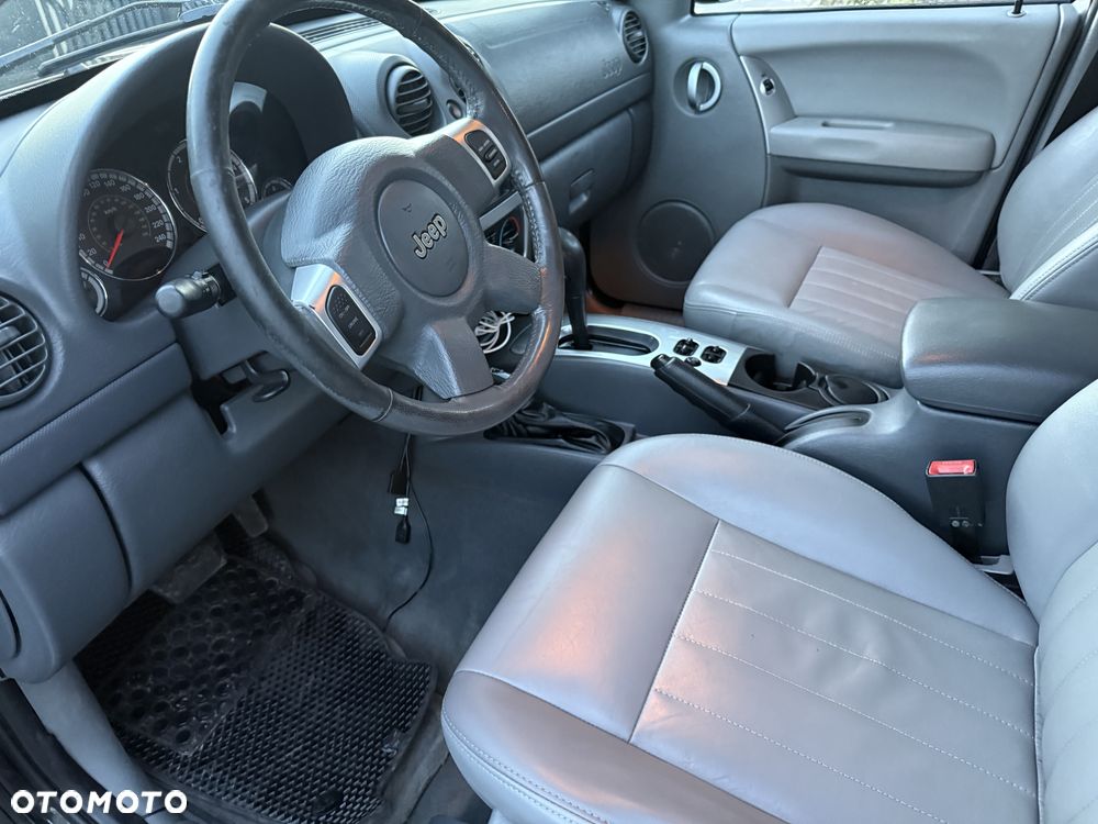 Jeep Cherokee 2.8 CRD Limited - 14