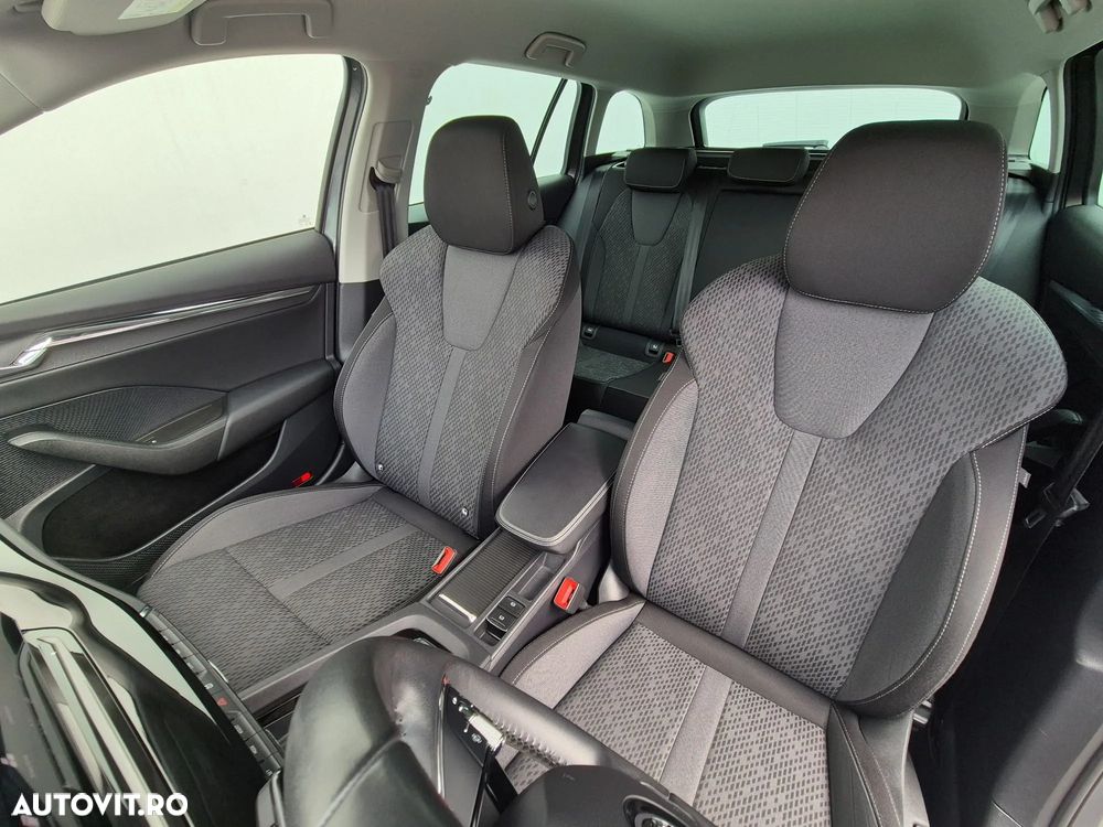Skoda Octavia 2.0 TDI DSG Style - 10