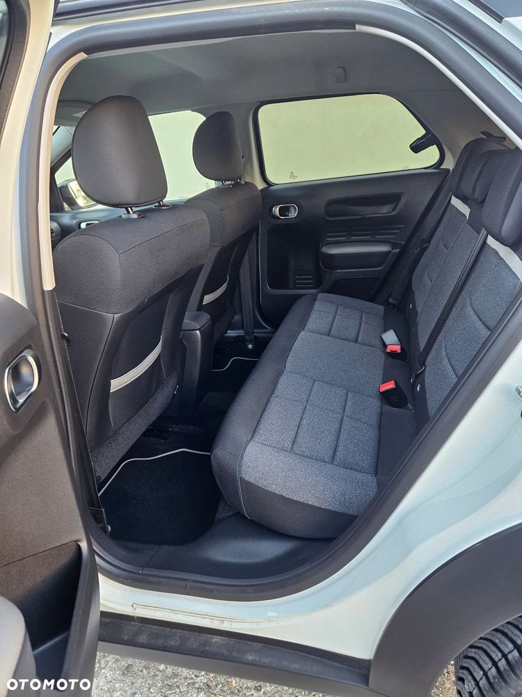 Citroën C4 Cactus BlueHDi 120 Stop&Start EAT6 Shine - 32