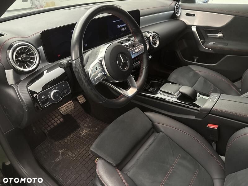 Mercedes-Benz CLA 250 4-Matic AMG Line 7G-DCT - 10