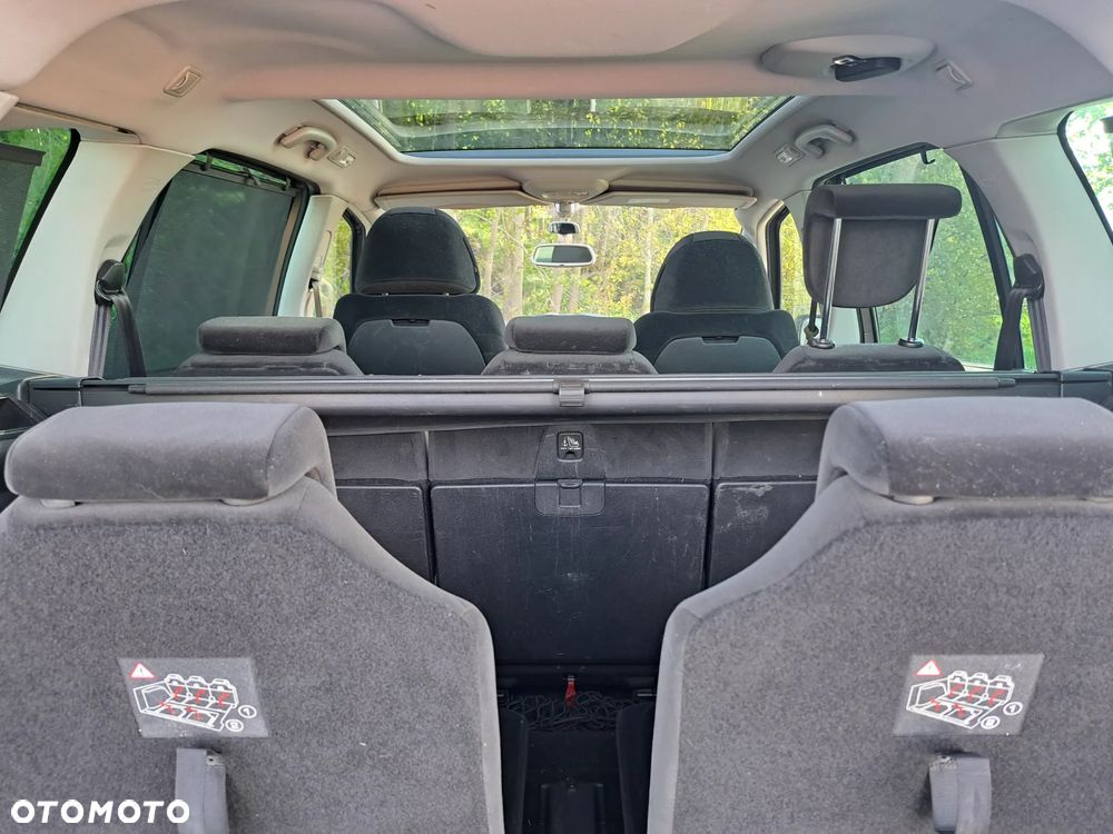 Citroën C4 Grand Picasso 2.0 HDi FAP 7-Sitzer ESG6 Exclusive - 22