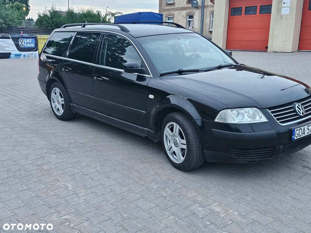 Volkswagen Passat 1.9 TDI Comfortline Family - 19