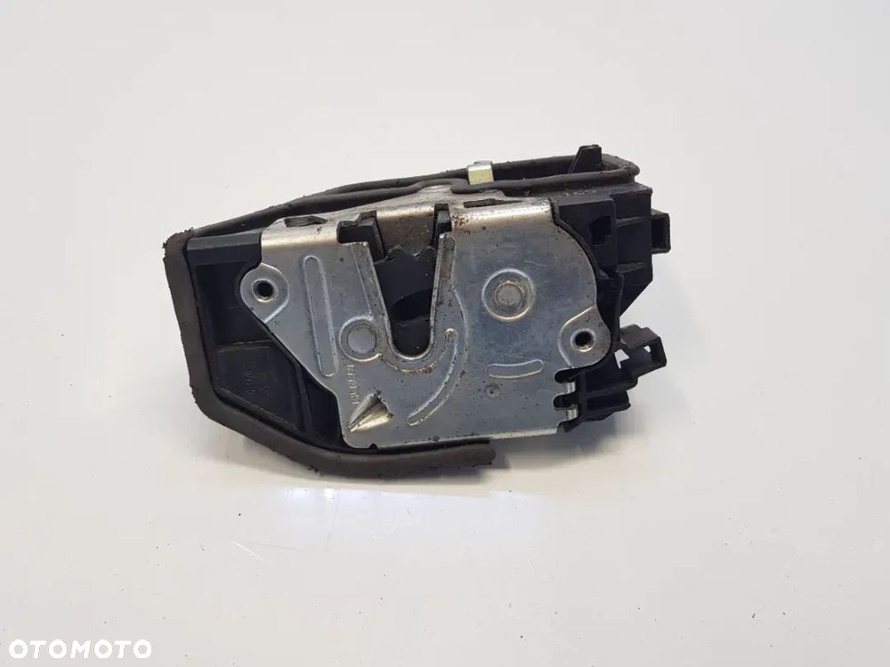 Zamek drzwi lewy tył BMW e60 7036169 - 4