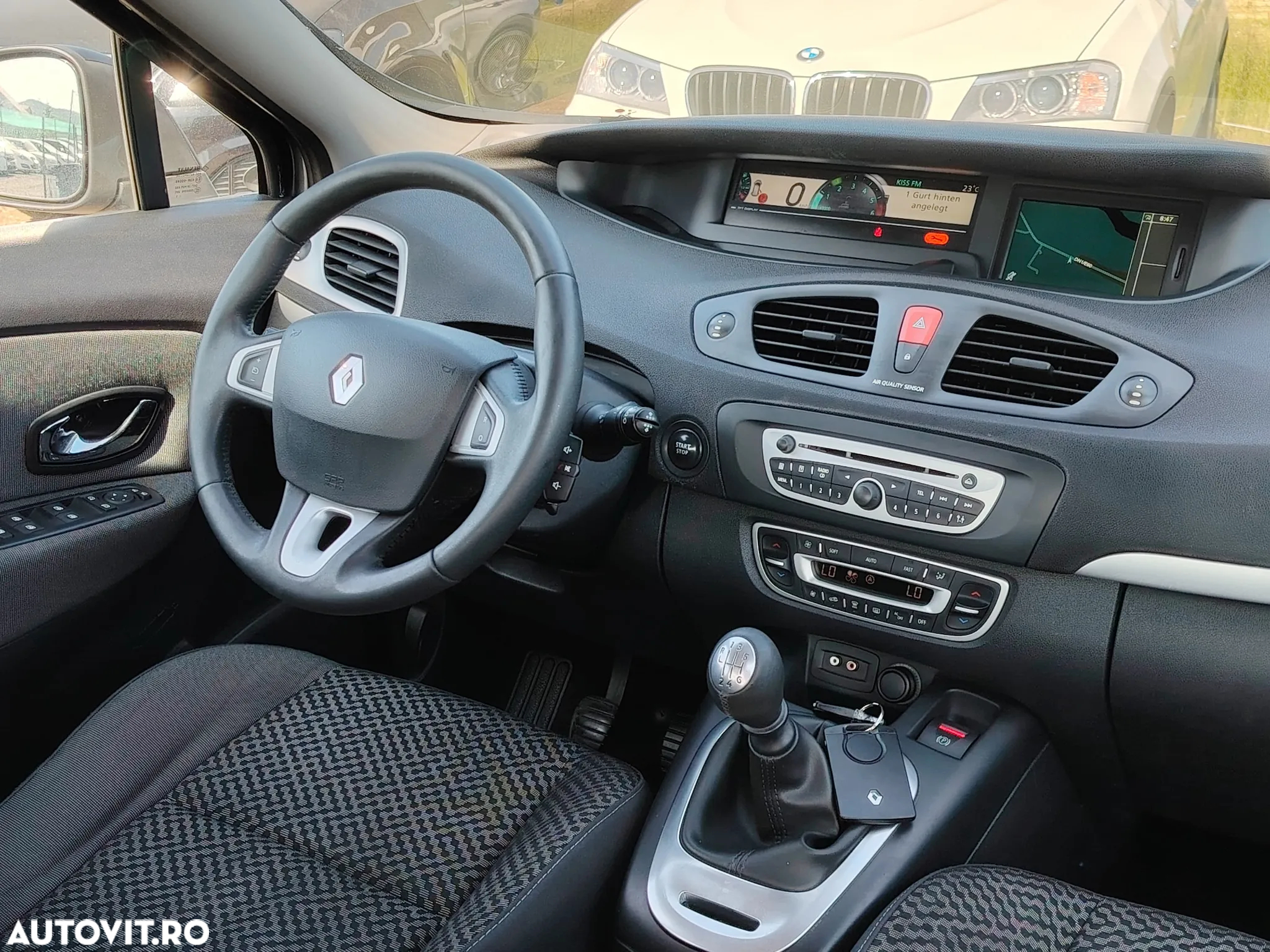Renault Scenic ENERGY dCi 110 LIMITED - 12