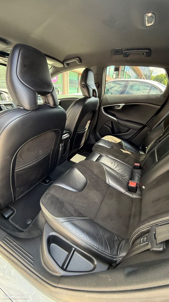 Volvo V40 1.6 D2 R-Design - 10