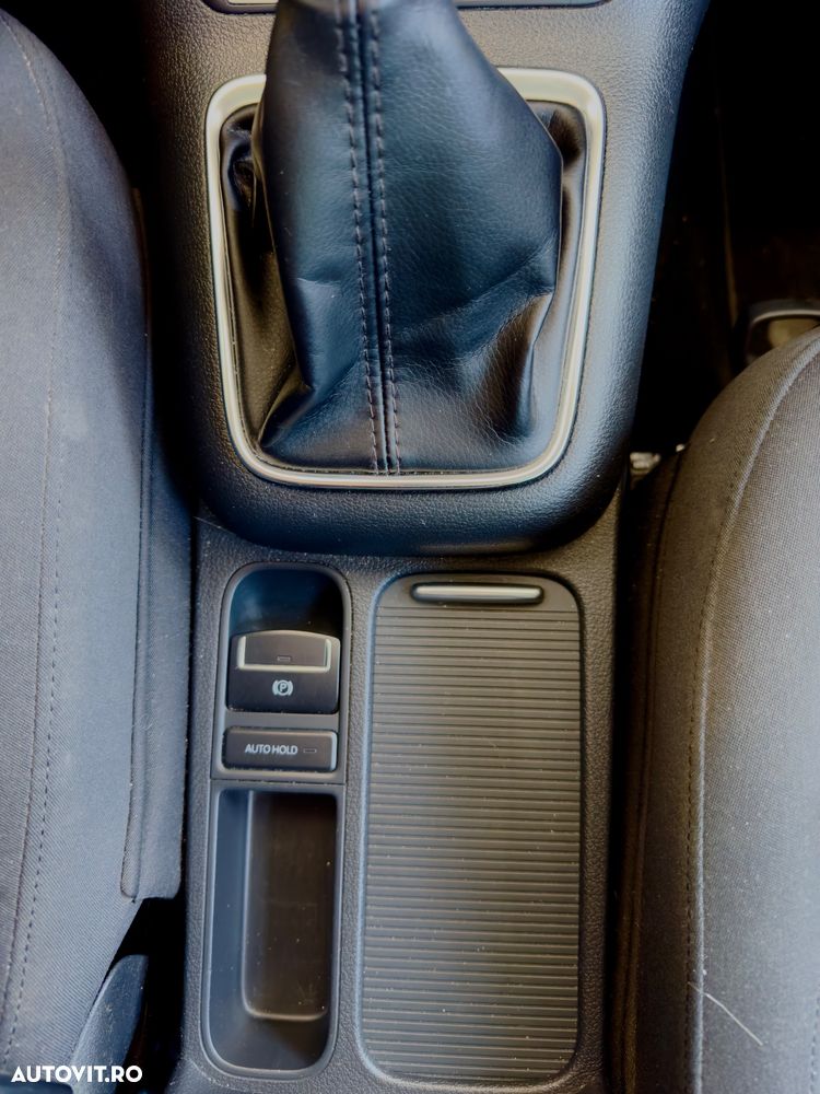 Volkswagen Tiguan - 12