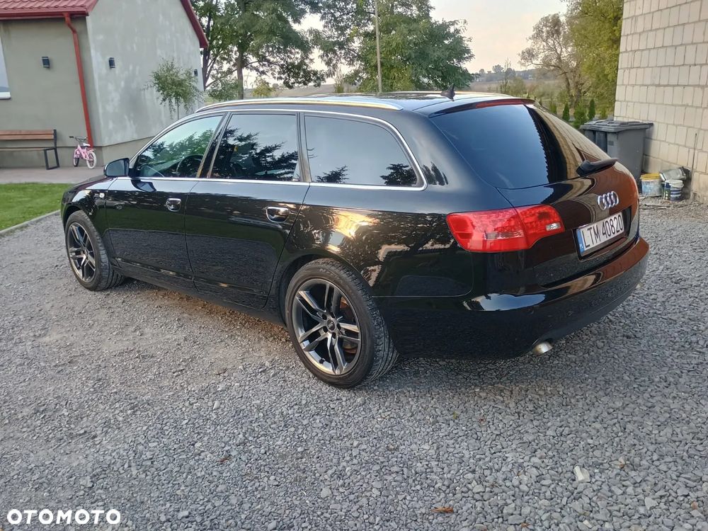 Audi A6 Avant - 14
