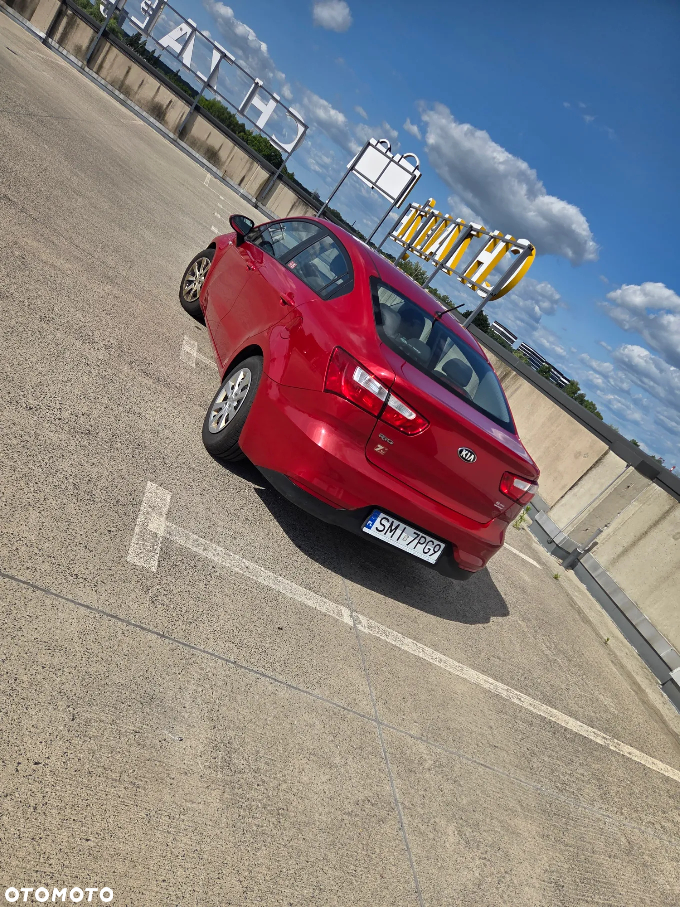 Kia Rio - 8