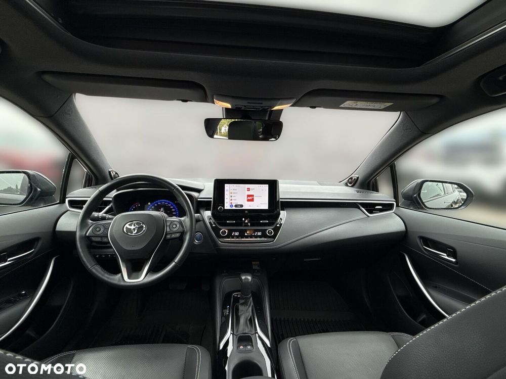 Toyota Corolla - 12