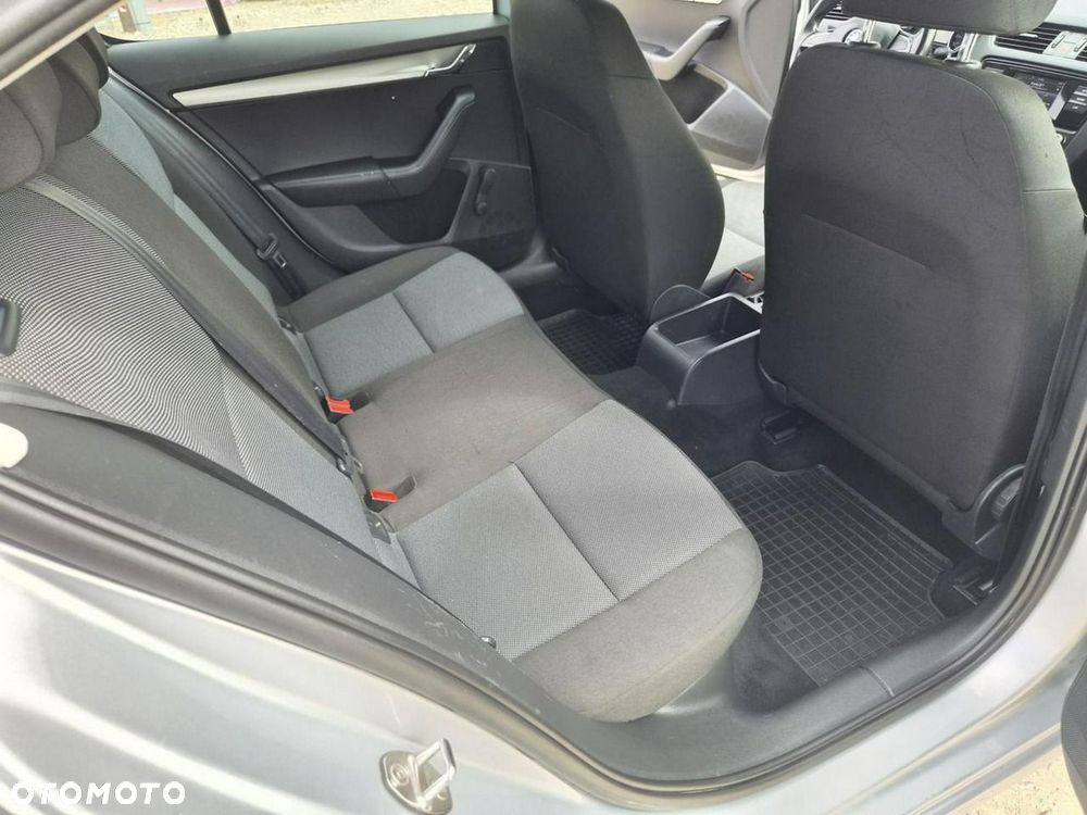 Skoda Octavia 1.6 TDI Style - 8