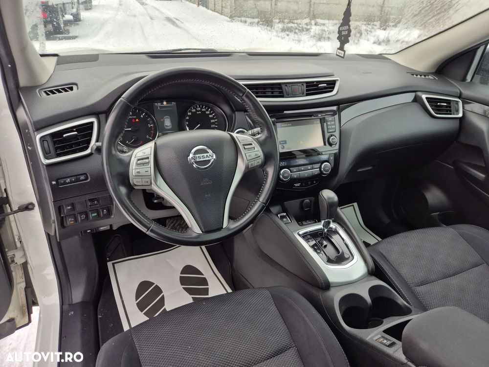 Nissan Qashqai 1.6 DCI Xtronic TEKNA - 5