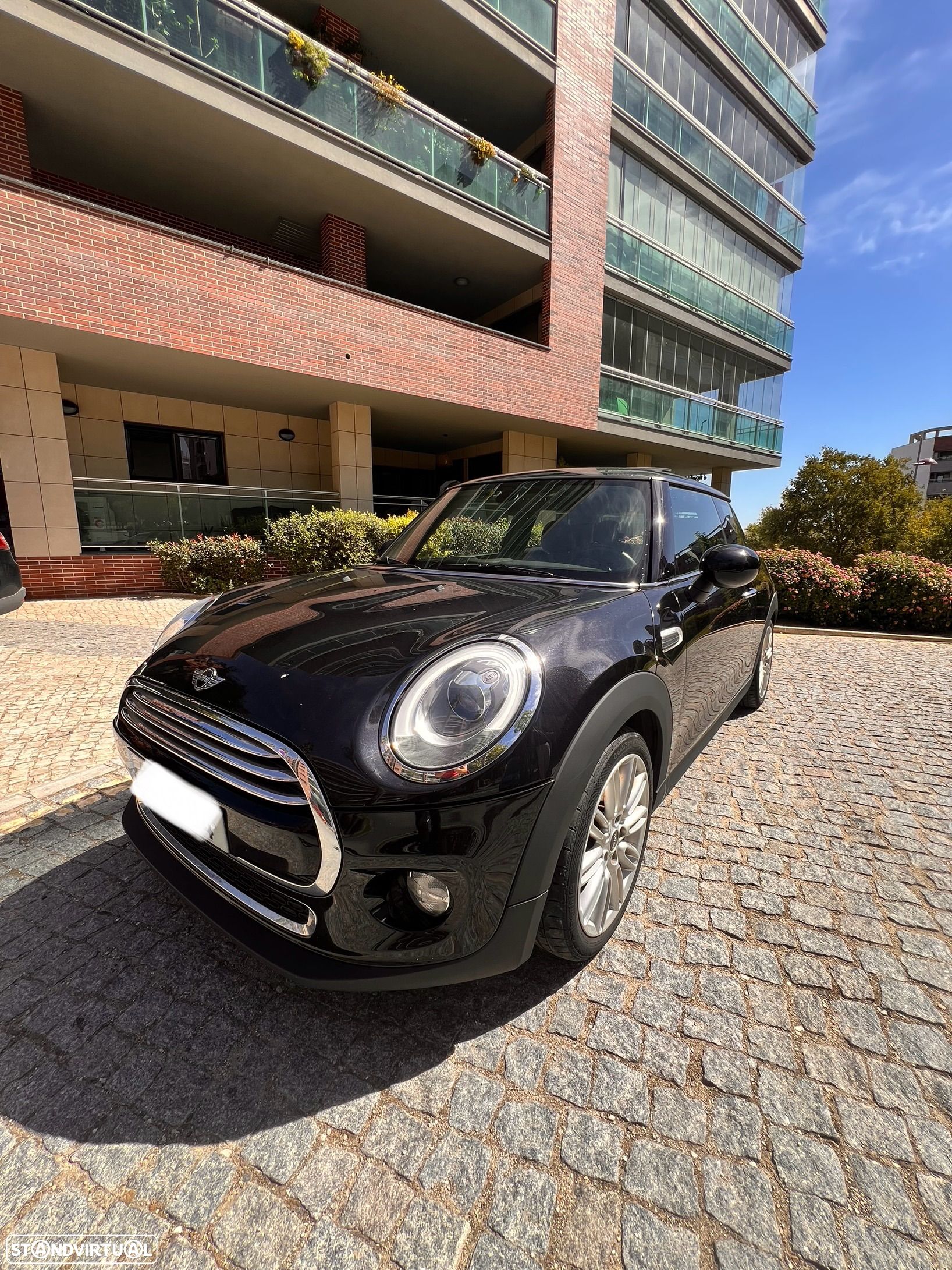MINI 3 Portas Cooper D - 1