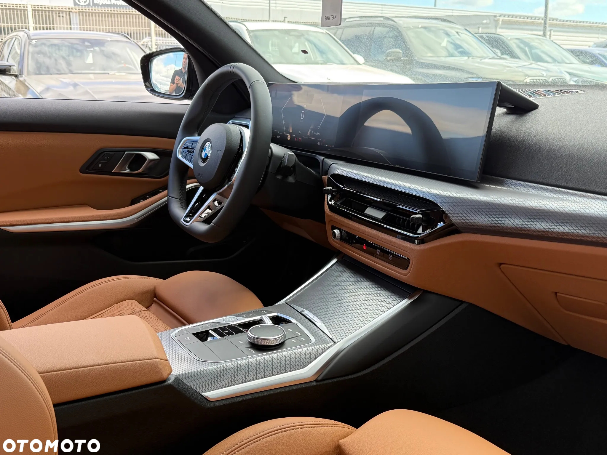 BMW Seria 3 318i M Sport - 15