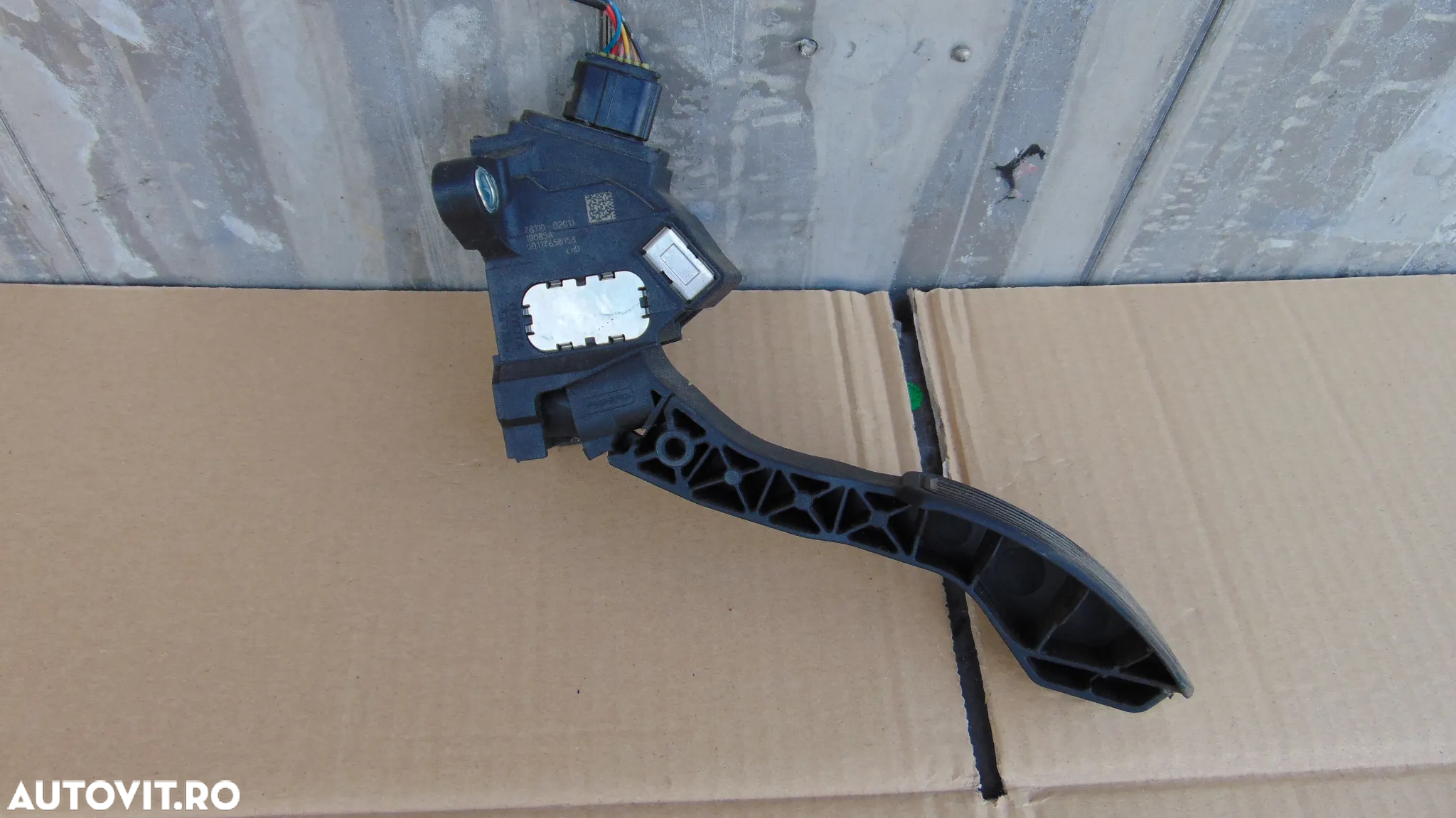 Pedala acceleratie Toyota auris 1.4 benzina an 2007-2010 - 2
