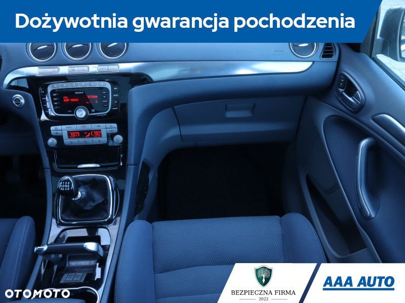 Ford S-Max - 10