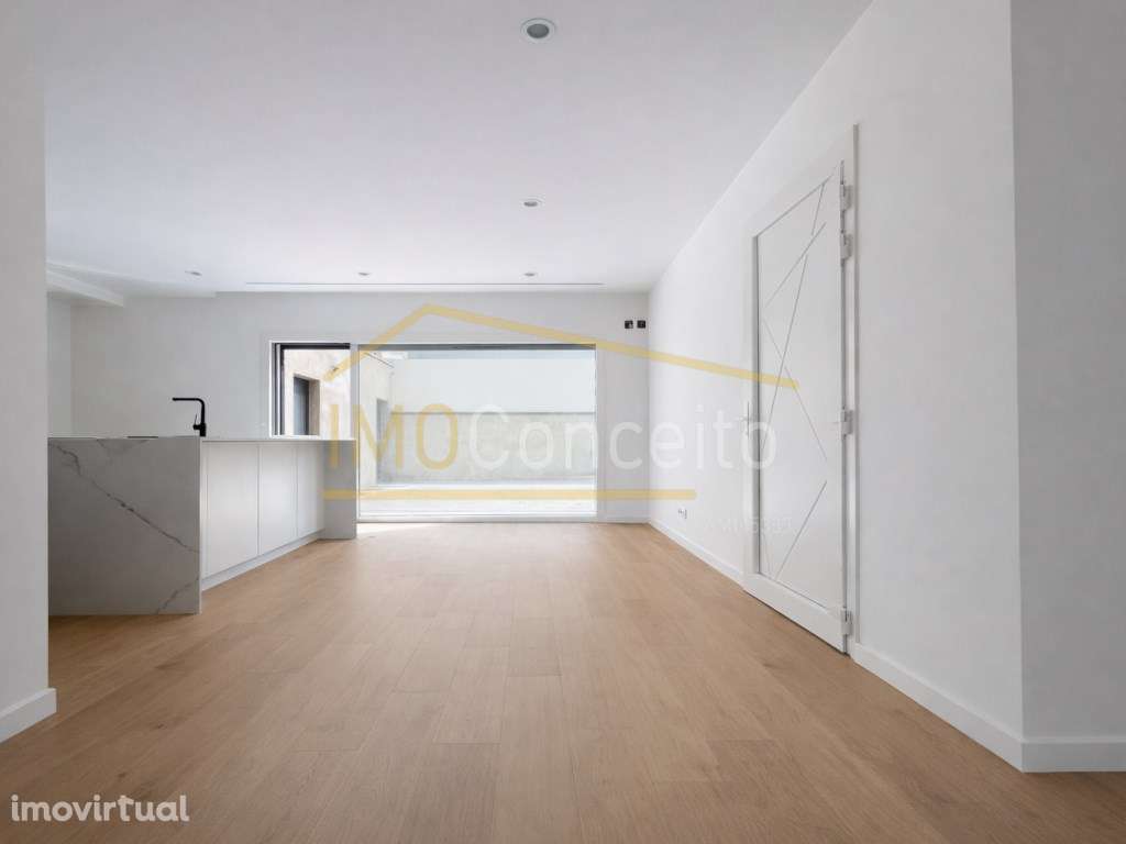 Moradia T4 | Piscina - Garagem | Entroncamento zona Bonito - Grande imagem: 4/46