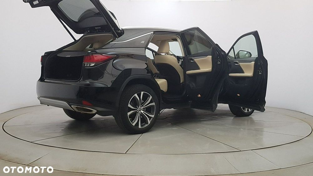 Lexus RX - 12