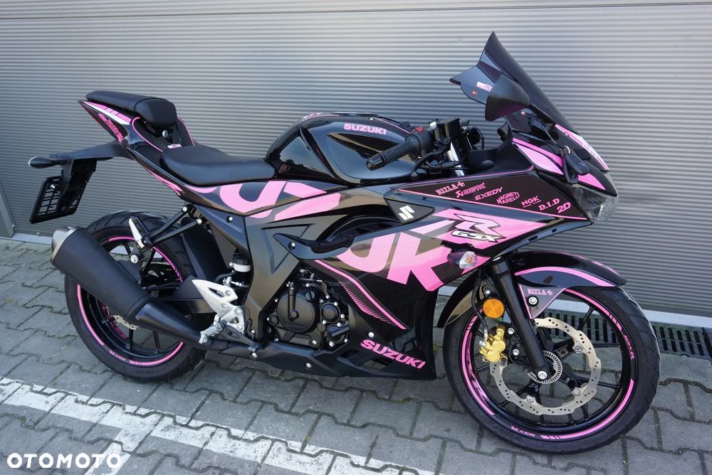 Suzuki GSX - 1