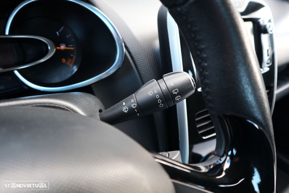 Renault Clio 1.5 dCi Dynamique S - 19