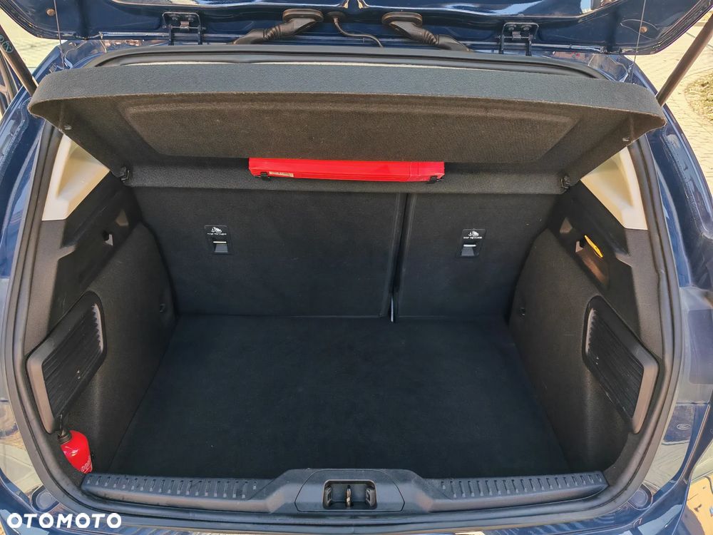 Ford Focus ver-1-5-ecoblue-trend-edition - 17