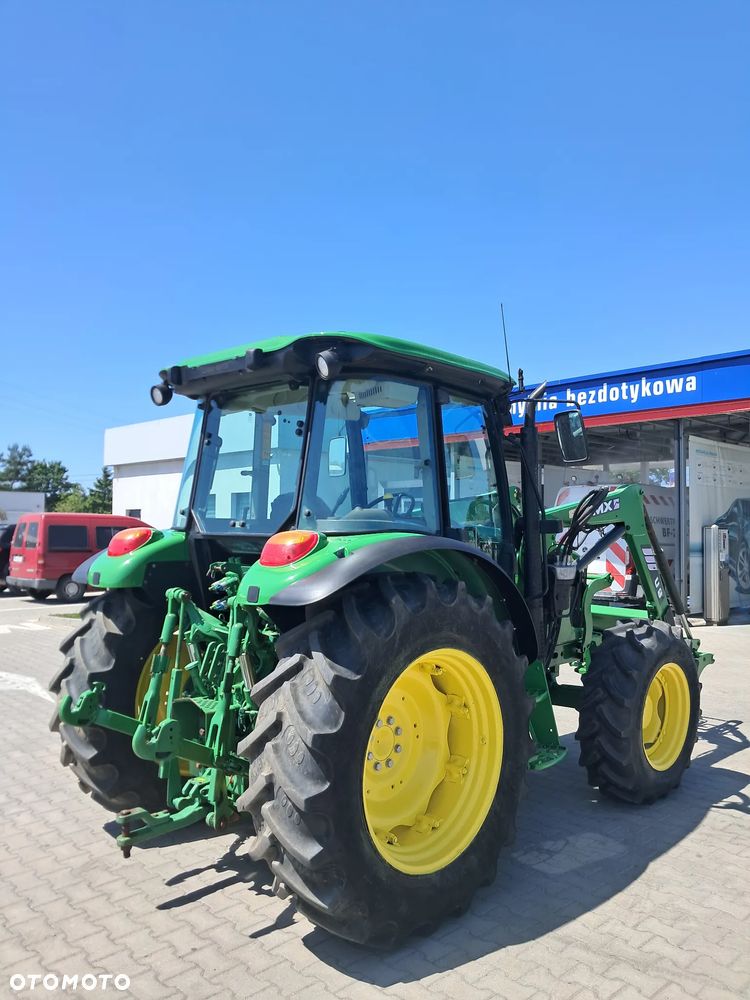 John Deere 5100M - 8