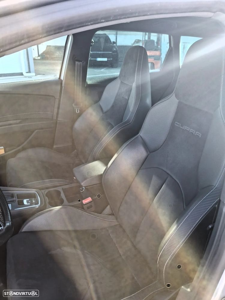 SEAT Leon ST 2.0 TSI Cupra 4Drive DSG S/S - 29