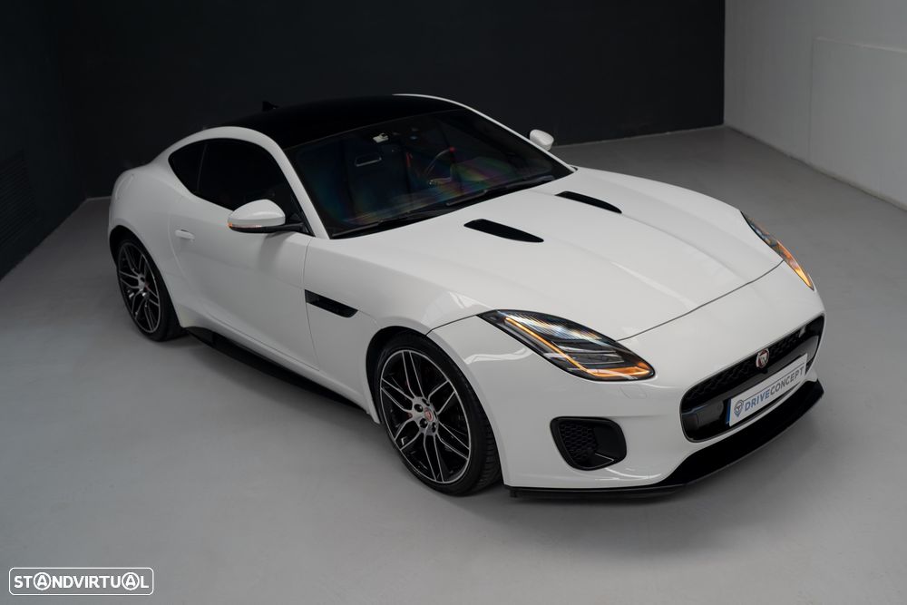 Jaguar F-Type 2.0 i4 Chequered Flag - 13