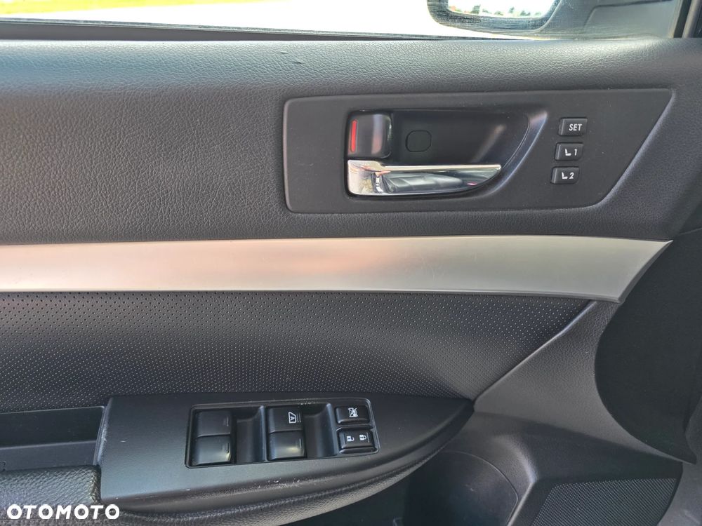 Subaru Outback - 13