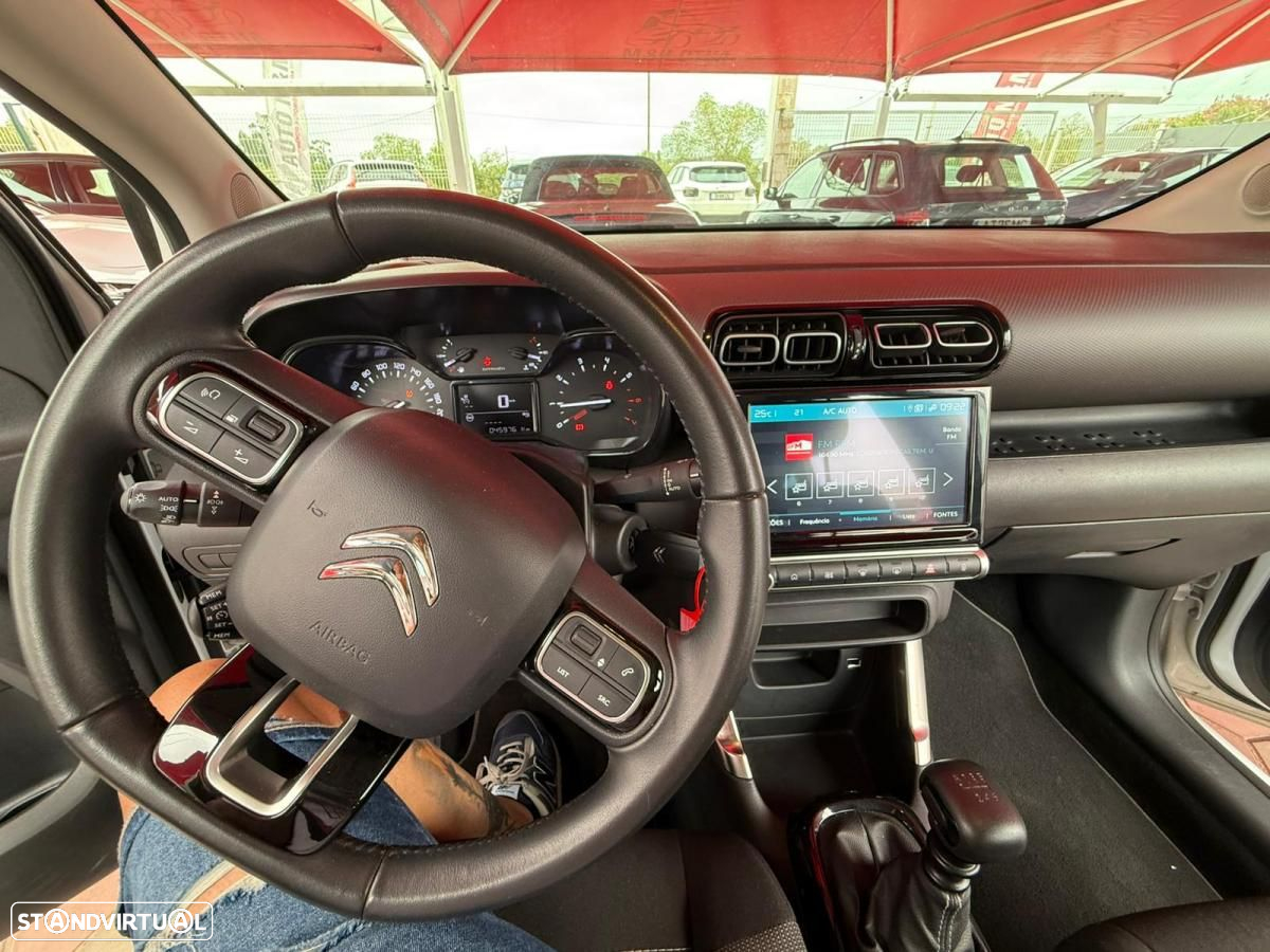 Citroën C3 1.2 PureTech Shine - 20
