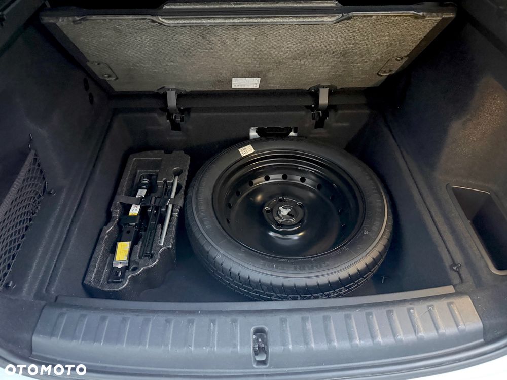 BMW X1 xDrive25i xLine - 19