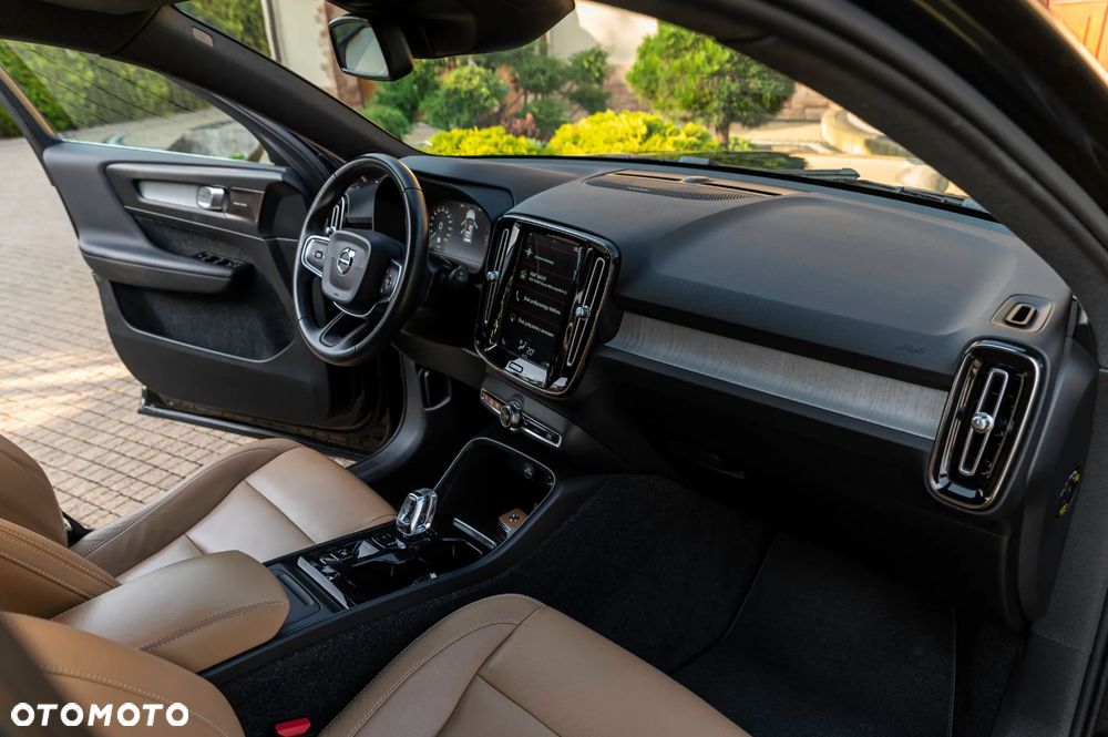 Volvo XC 40 D3 Inscription - 24
