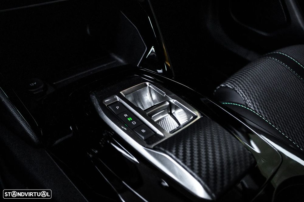 Peugeot e-2008 GT - 20