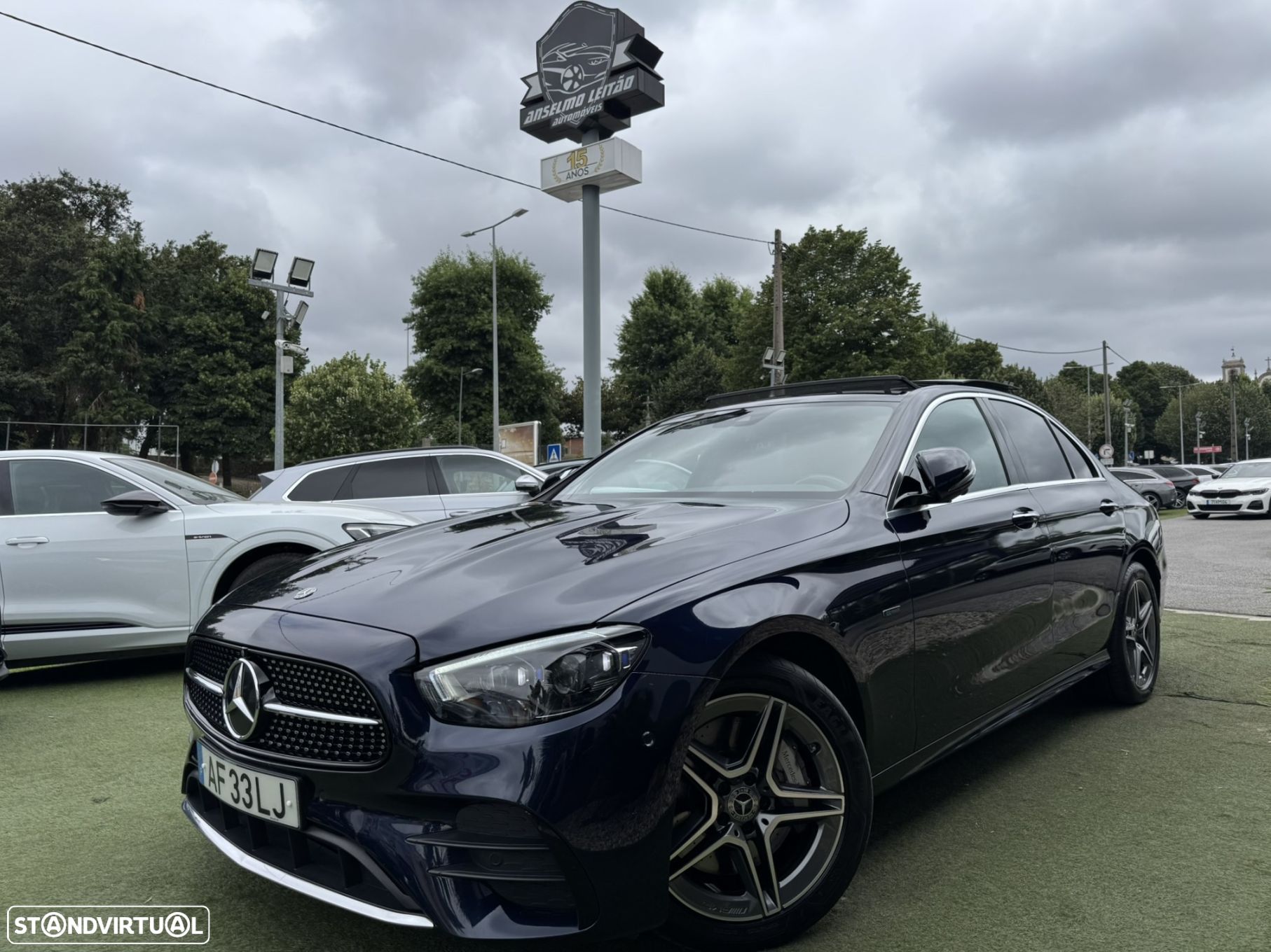 Mercedes-Benz E 300 e AMG Line - 1