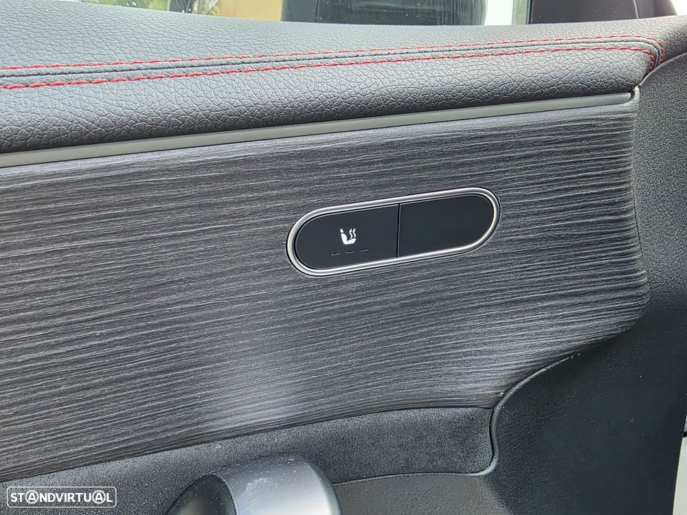 Mercedes-Benz CLA 250 e 8G-DCT AMG Line - 22