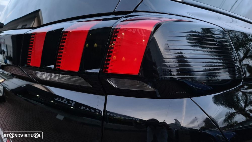 Peugeot 5008 1.5 BlueHDi Allure EAT8 - 19