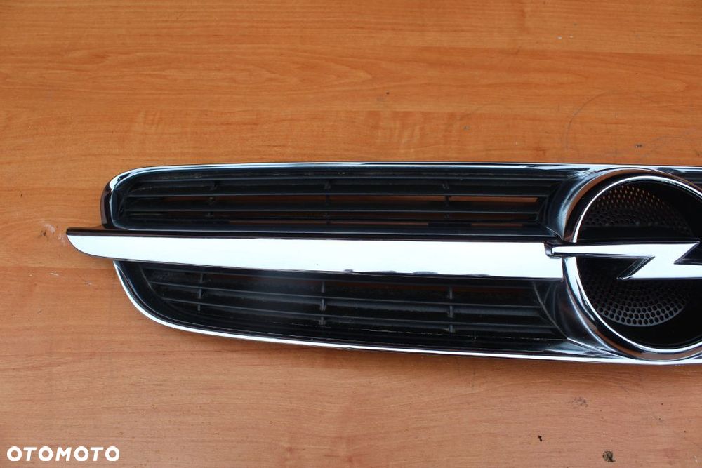 ATRAPA GRILL OPEL VECTRA C EUROPA PRZEDLIFT - 2