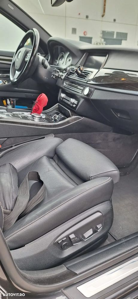 BMW Seria 5 520d Touring Aut. Luxury Line - 15